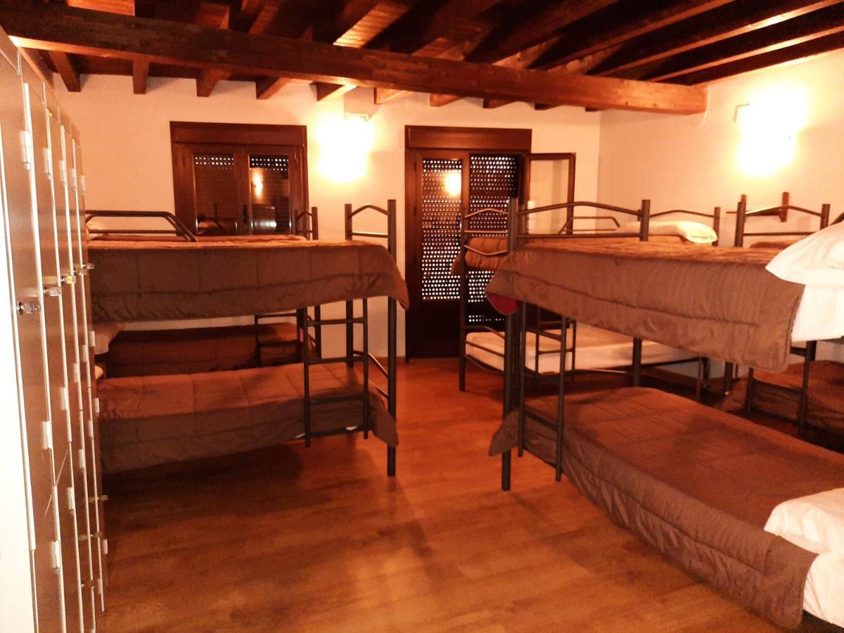Hostel La Casa De Mi Abuela Aldeanueva del Camino Zewnętrze zdjęcie