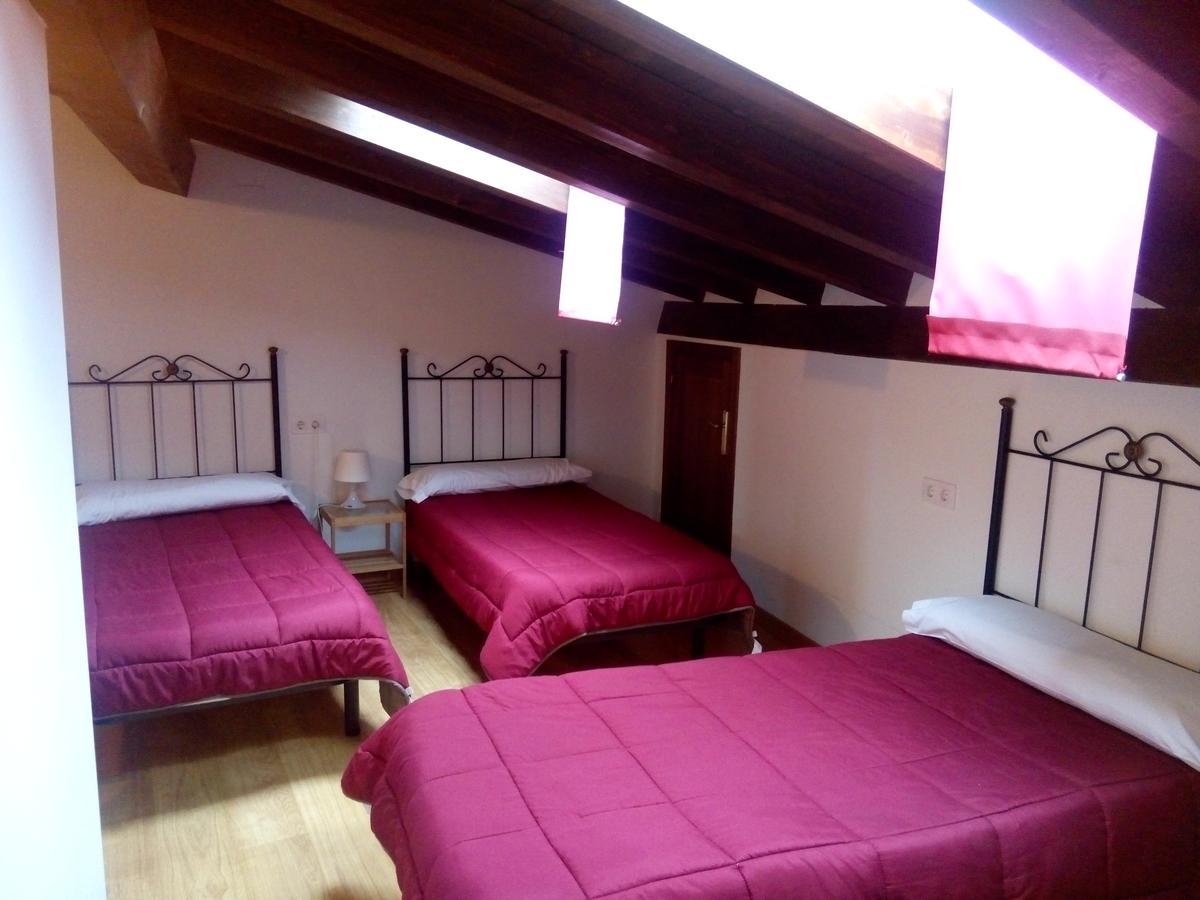 Hostel La Casa De Mi Abuela Aldeanueva del Camino Zewnętrze zdjęcie